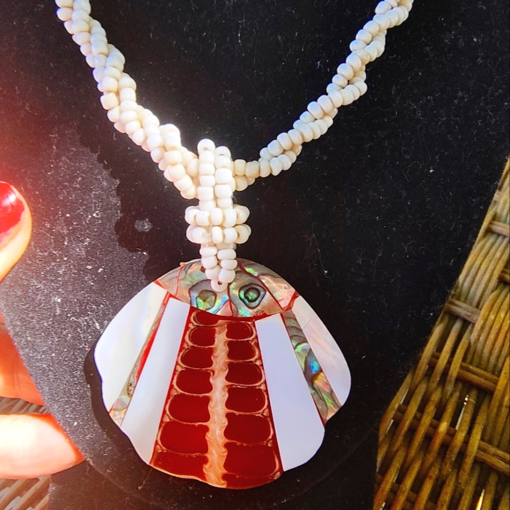 SEA SHELL NECKLACE